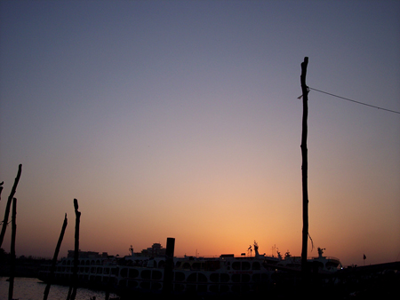 ocasoenelpuerto_bd.jpg